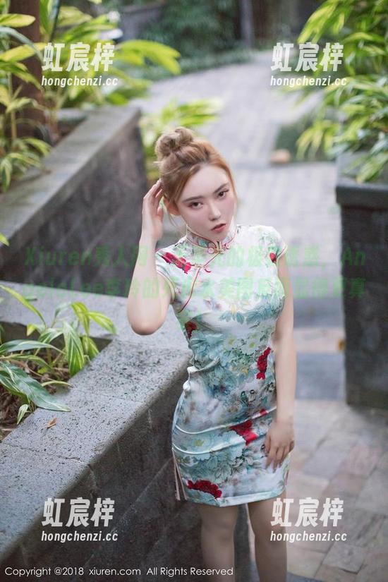 Xiuren秀人网 - 无圣光的极致诱惑，AngelaLee李玲的死库水美图反而显得更真实！