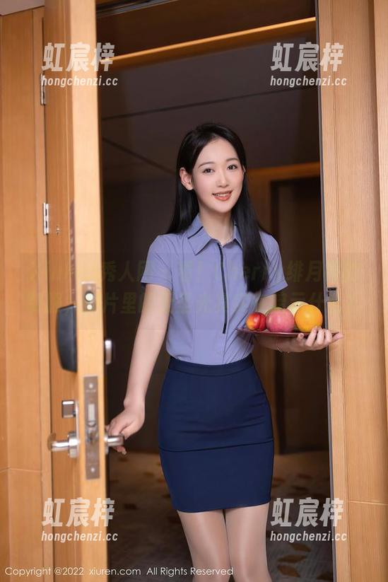 Xiuren秀人网-Cherry绯月樱 Xiuren秀人网 - 看!Cherry绯月樱的制服,图片里的无圣光其实在暗示什么?