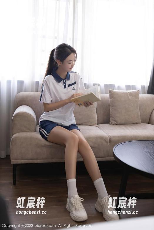 Xiuren秀人网 - Lovely璐璐清纯作品集：那些让人心跳的小瞬间