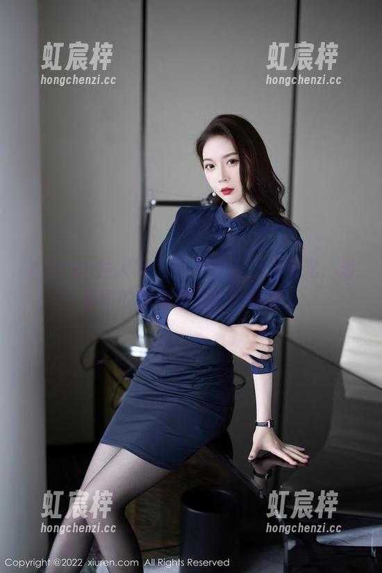 Xiuren秀人网 - 当天使遇上无圣光，潘娇娇的图包颠覆你的想象。