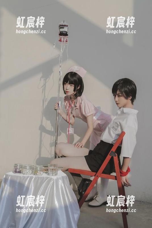 fushii_海堂出新招：最新死库水cos，身体的艺术震撼你！