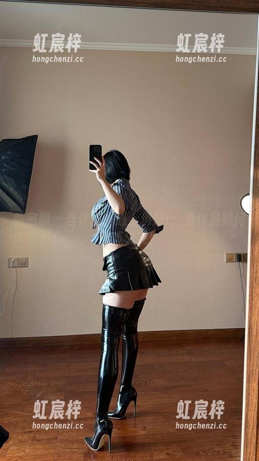 俏妞t 微密圈 - 当体操服遇上俏妞t:看作品如何制造火花!