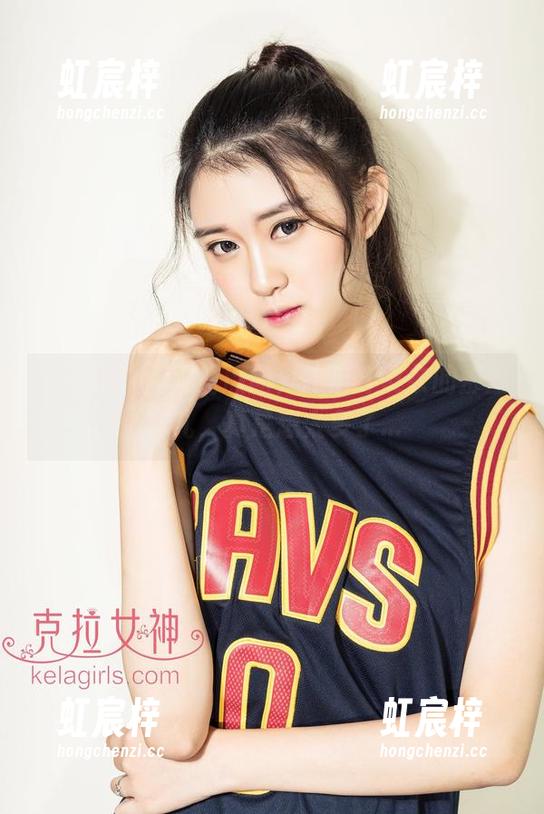 克拉女神 - 观看原图，钟淇穿皮衣的那些事儿，真是想太多了...