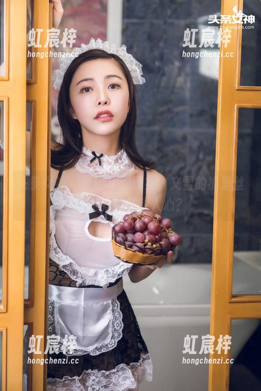 头条女神 - 从图库到现实，文雪的裤里丝究竟有多打动人心？