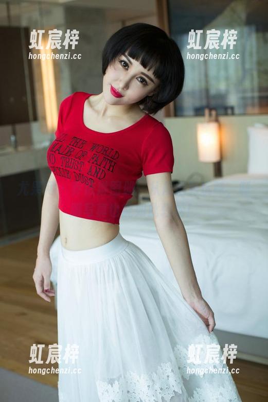 尤果网 - 乔依琳图册：从规范到玩味，制服写真也能如此轻松！
