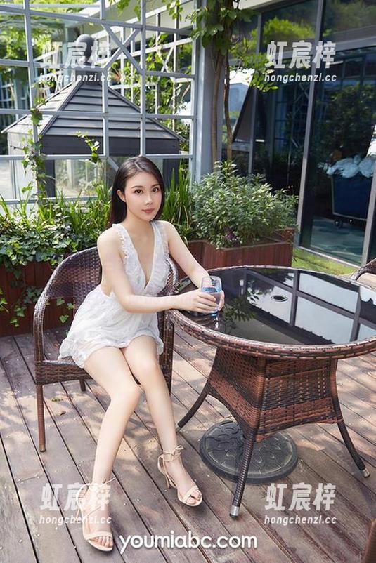 尤蜜荟-合法萝莉 尤蜜荟 - 当合法萝莉遇上白色,资源储备量爆表!你的作品集准备好了吗?