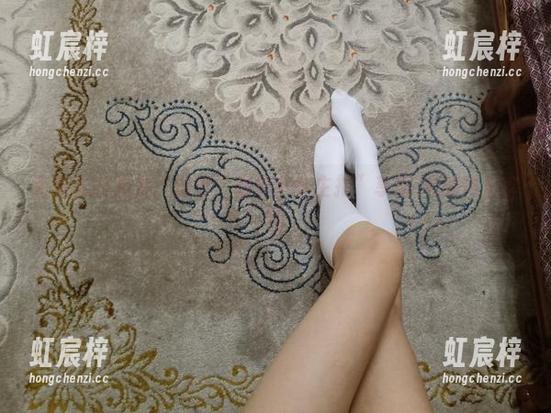 无圣光的魅力：跟着“想要个公主抱”享受JK的精彩套图