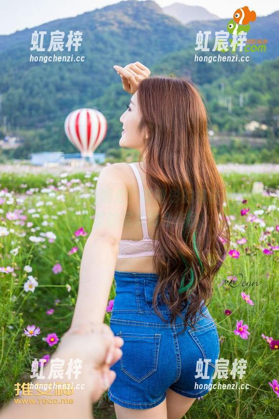 推女神 - 原图曝光！谭晓彤的棉袜，甜蜜与俏皮的完美结合作品！