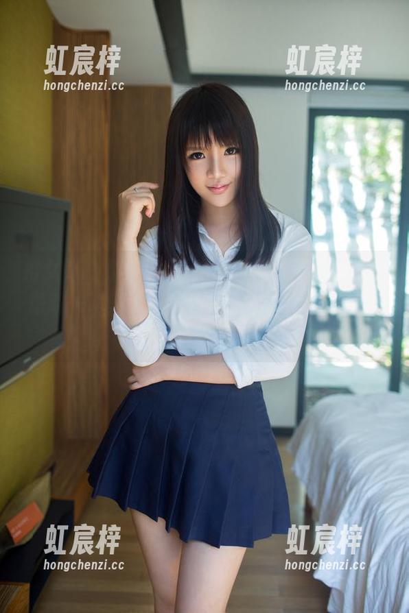 推女郎-Lina 推女郎 - 那些Lina的运动写真,真得让人想动一动,可是我还是爱上了这份静态的慵懒。