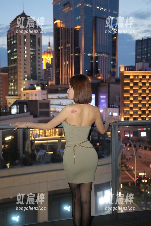 微密圈 - 资源共享：果儿Victoria的旅拍，让你领略不一样的美