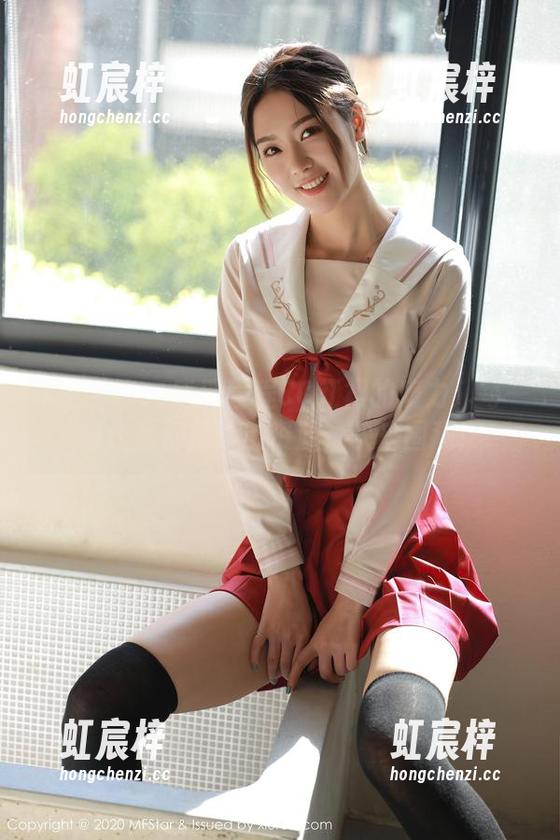 模范学院 - 感受程程CC红裙的魔力：每一幅作品都是珍贵资源，快来围观！