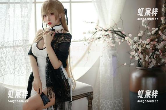 猫田圣奈奈带来的索尼子十周年花嫁套图，非典型美感，勾动着暗藏的思绪。