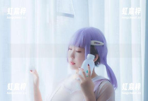 快来看看！甜糖大魔王最新写真，真的被她的美脚撩到了！
