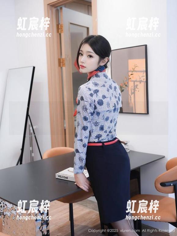 秀人网-艺轩 秀人网 - 双人互动,艺轩的原图包让你感受双倍的魅力!