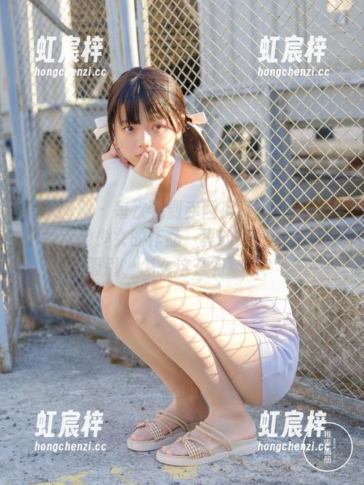 稚乖画册 - 每次看到赤西夜夜的写真都想下载吉他少女的作品，真的是一种无形的吸引，怎么这么有魅力？