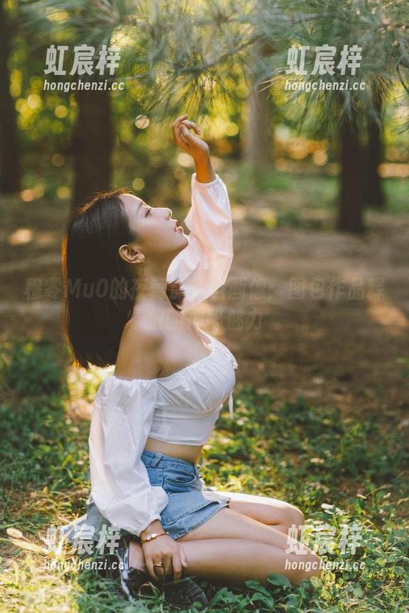 穆零Mu0的夜莺旗袍自画像：图包作品释放的神秘魅力