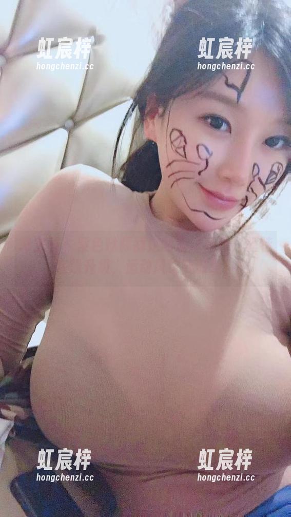 微密圈 - 紫色哒豚豚定制运动写真：模特在线升级，运动风也能时髦！
