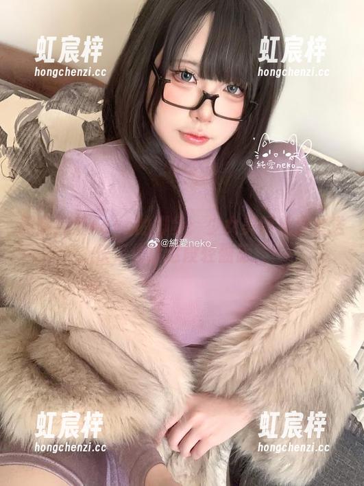 跟随纯爱neko的脚步：少女美图免费放送，快来体验这段轻盈旅程！