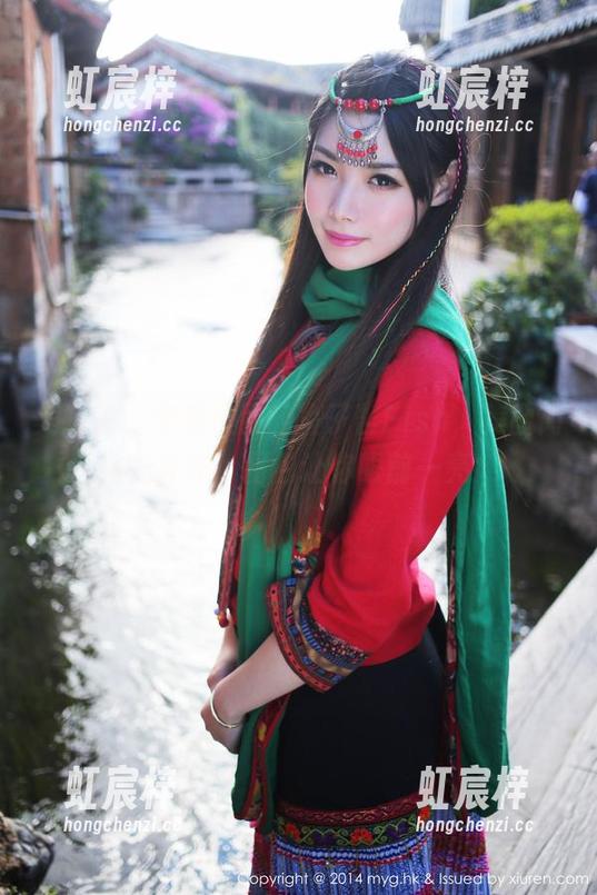 美媛馆 - 穿着校服的鱼子酱Fish，美图简直是神作！图包让你眼前一亮！