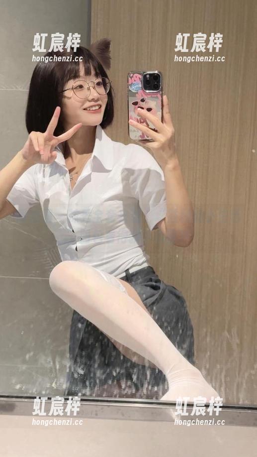 微密圈 - 袜秀全套来袭：“胜利的小生活”图包看得我手心冒汗