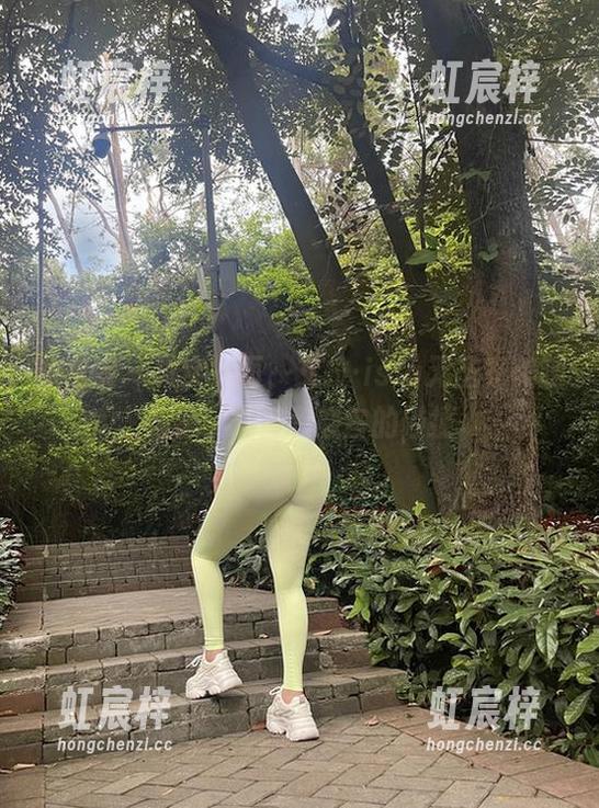 微密圈 - 真实一面，艾拉·isla无圣光美腿图集，理智和感官的碰撞