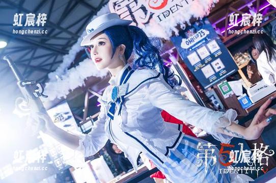 全套写真，露儿大魔王与菲欧娜的轻松小调，随心而动
