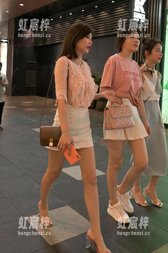 如果你缺少活力，来看看魔镜街拍的JK美少女写真资源吧！